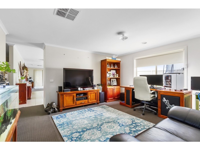 22 Melinda Street, California Gully VIC 3556