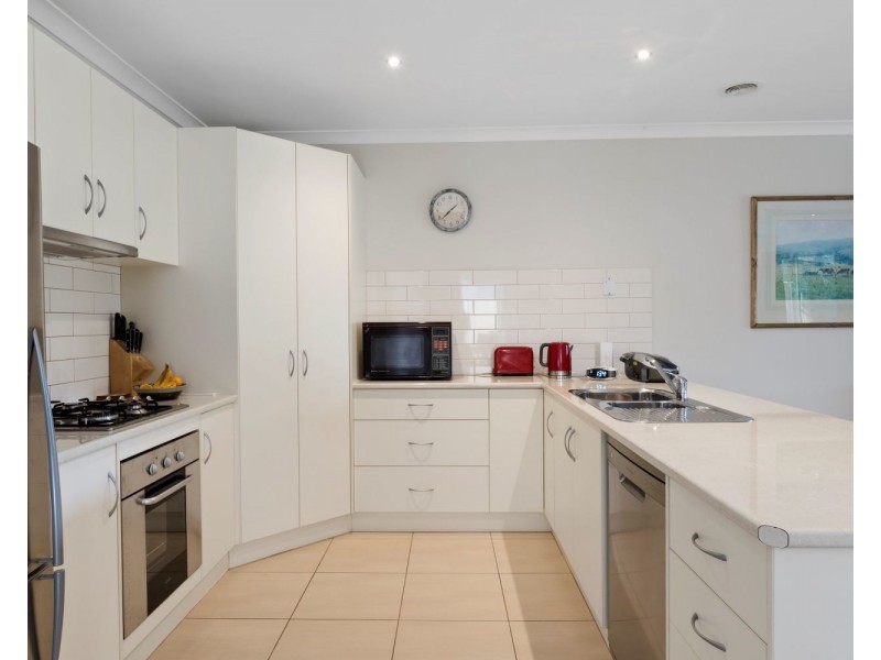 56 Bassett Drive, Strathfieldsaye VIC 3551