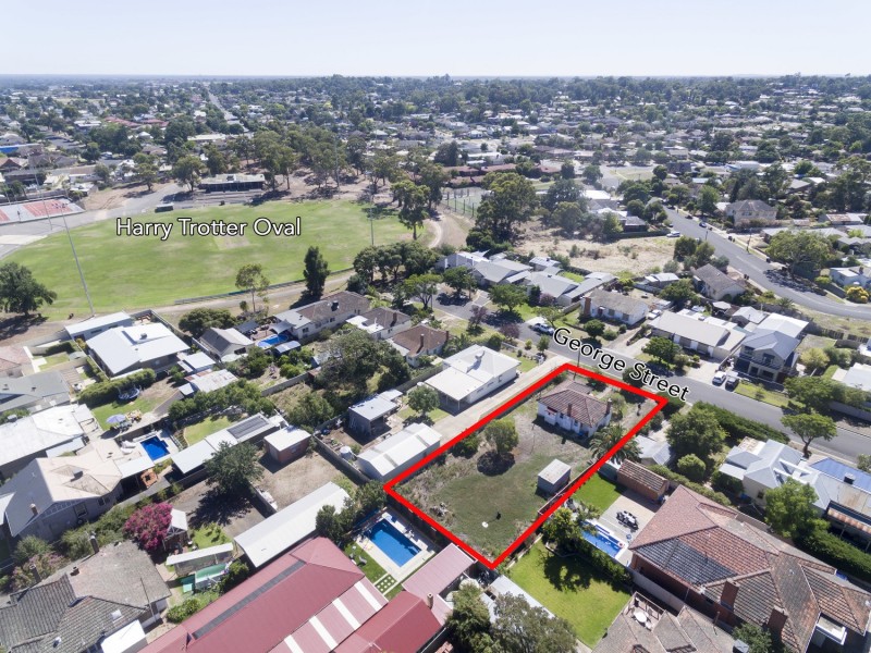 10 George Street, Kennington VIC 3550