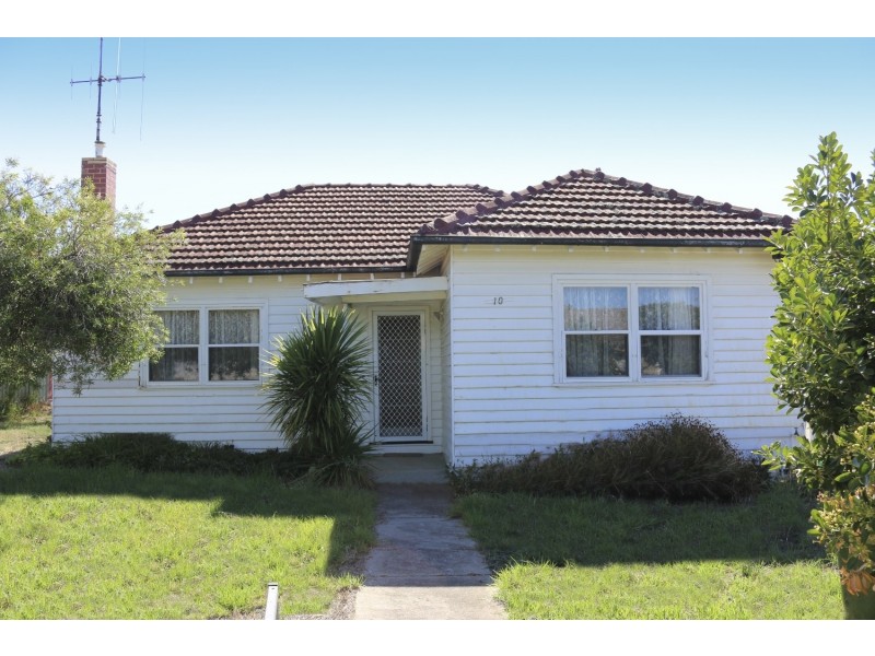 10 George Street, Kennington VIC 3550