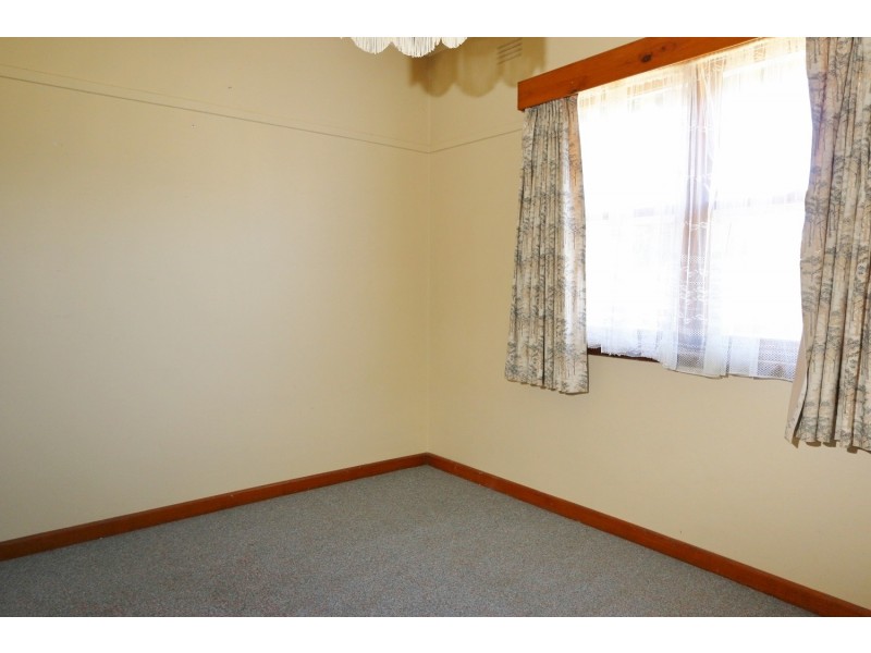 10 George Street, Kennington VIC 3550