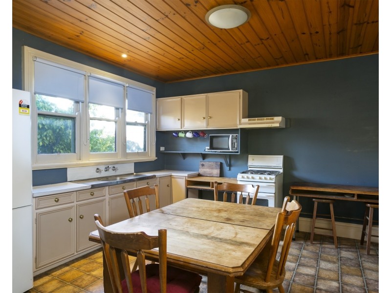 47 Hamlet Street, Quarry Hill VIC 3550