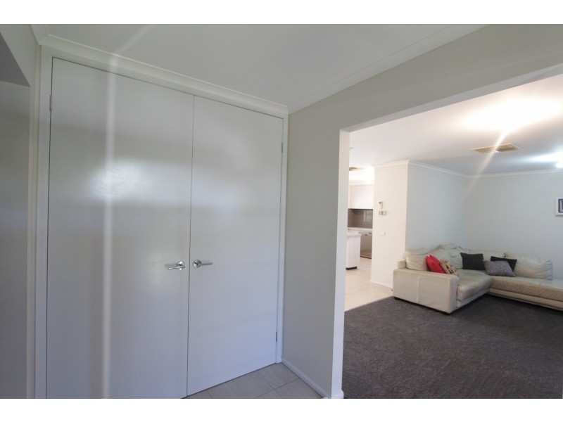 35  Gallway Drive, Eaglehawk VIC 3556