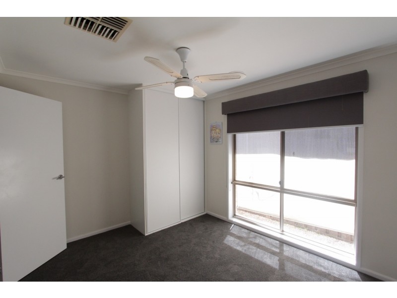 35  Gallway Drive, Eaglehawk VIC 3556