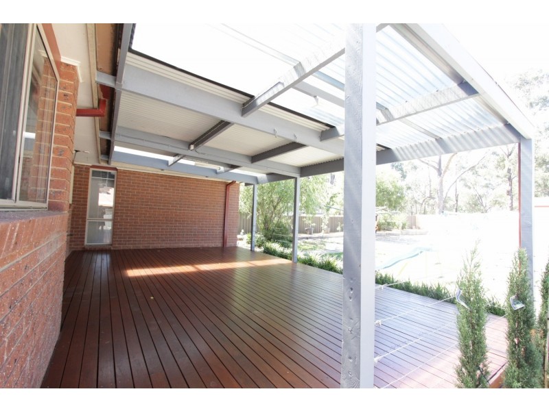 35  Gallway Drive, Eaglehawk VIC 3556