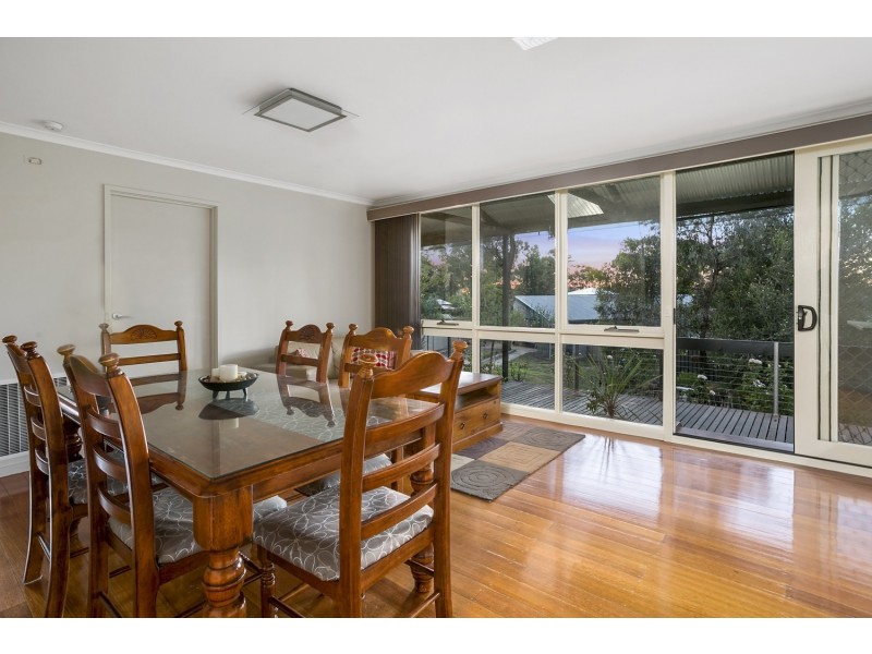 6 McIvor Court, Kennington VIC 3550