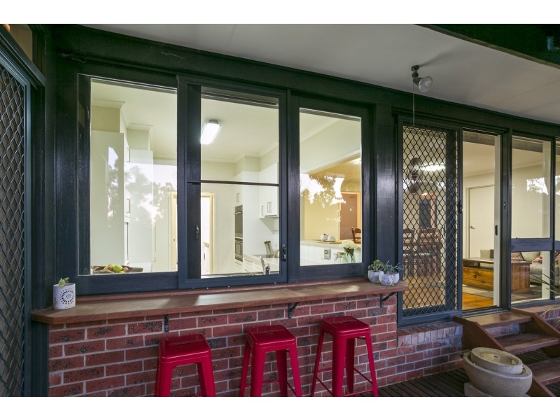 6 McIvor Court, Kennington VIC 3550