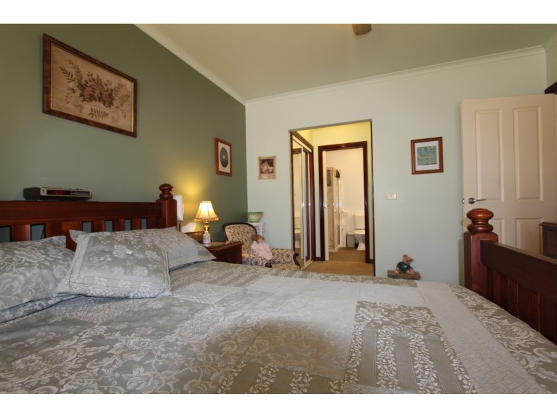 55 Hamelin Street, White Hills VIC 3550