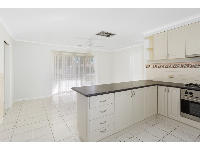 2 Magazine Boulevard, Golden Square VIC 3555