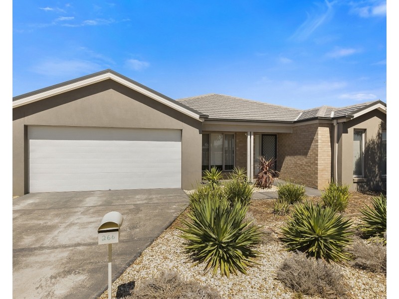 266 Station Street, Epsom VIC 3551