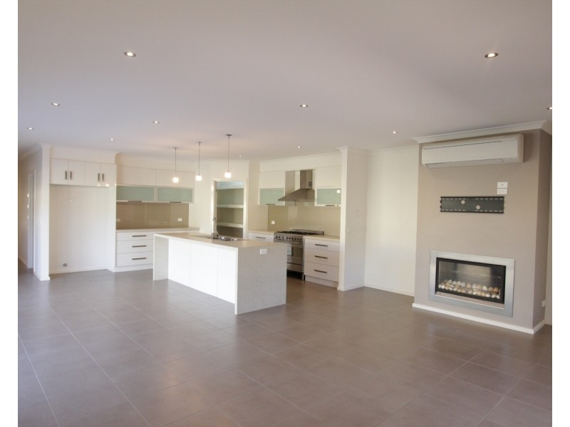 9 Amber Court, Bendigo VIC 3550