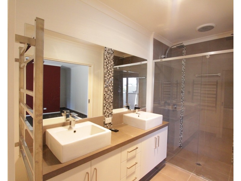 9 Amber Court, Bendigo VIC 3550