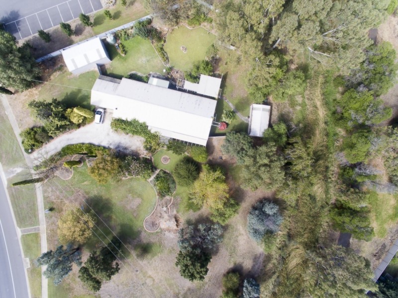 6 Oak Street, Golden Square VIC 3555