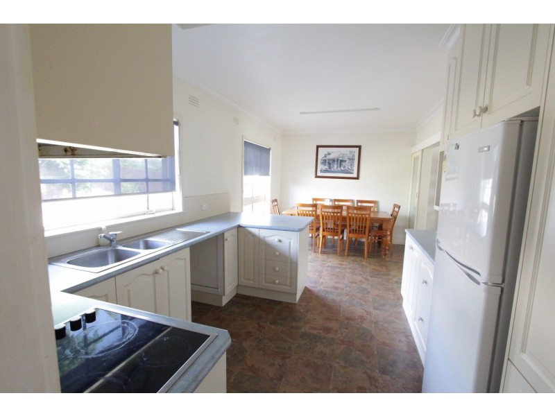81 Maple Street, Golden Square VIC 3555