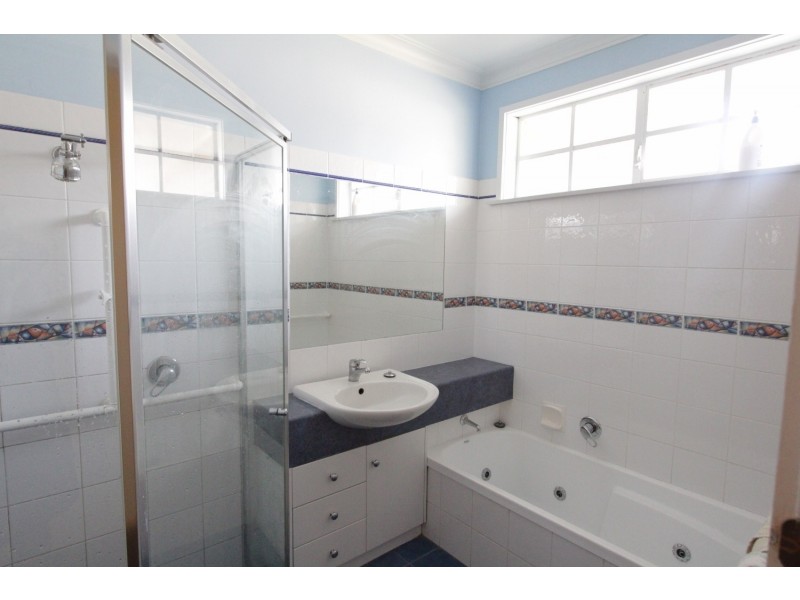 81 Maple Street, Golden Square VIC 3555