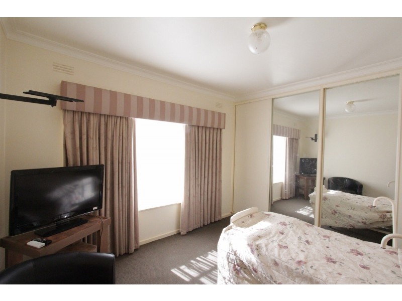 81 Maple Street, Golden Square VIC 3555