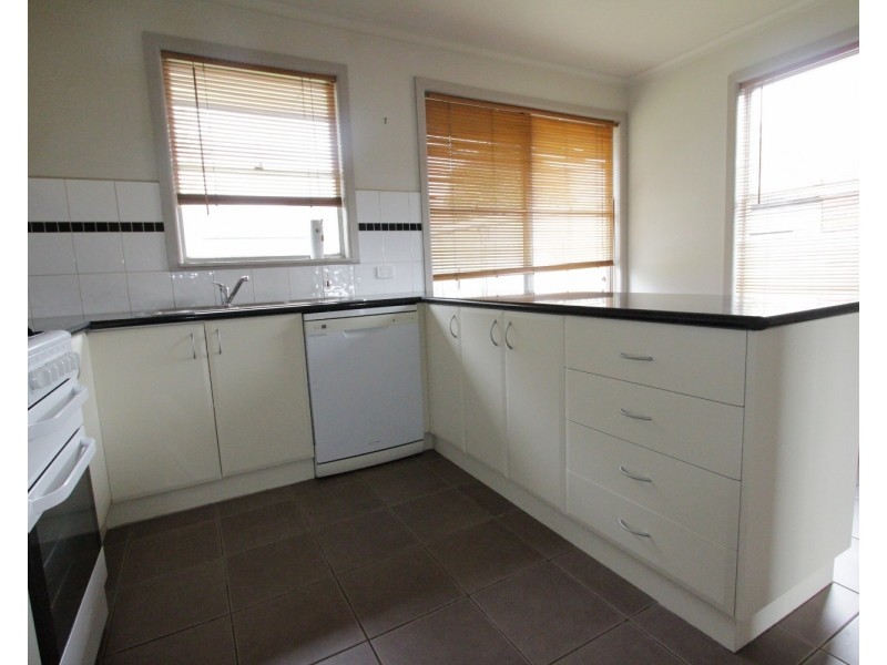 45 Kookaburra Avenue, North Bendigo VIC 3550