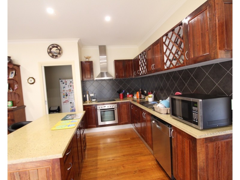 142 Whitlocks Road, Tarrengower VIC 3463