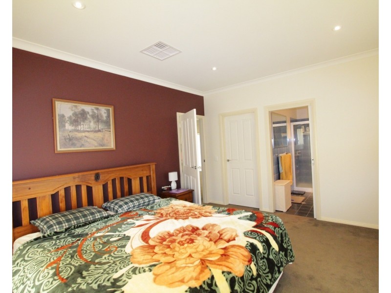 142 Whitlocks Road, Tarrengower VIC 3463