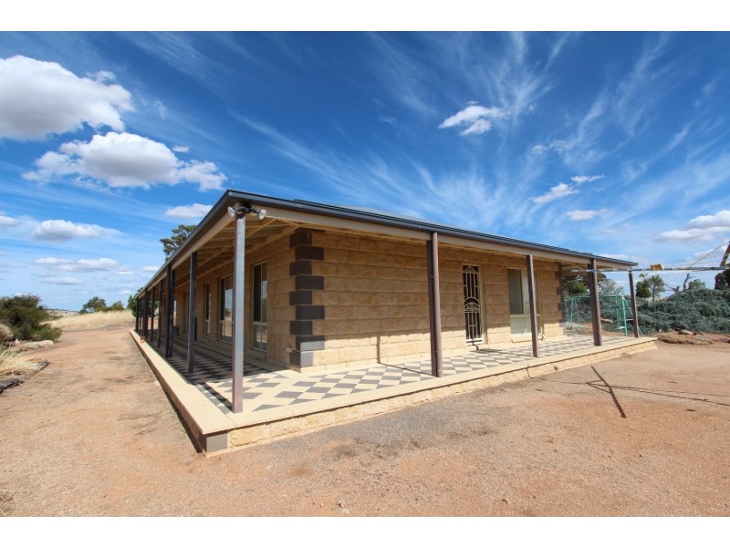 142 Whitlocks Road, Tarrengower VIC 3463