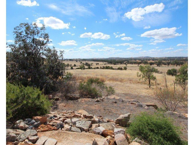 142 Whitlocks Road, Tarrengower VIC 3463