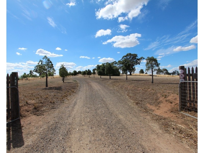 142 Whitlocks Road, Tarrengower VIC 3463