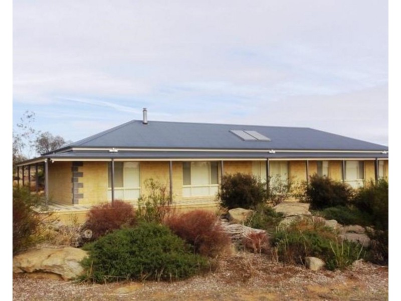 142 Whitlocks Road, Tarrengower VIC 3463