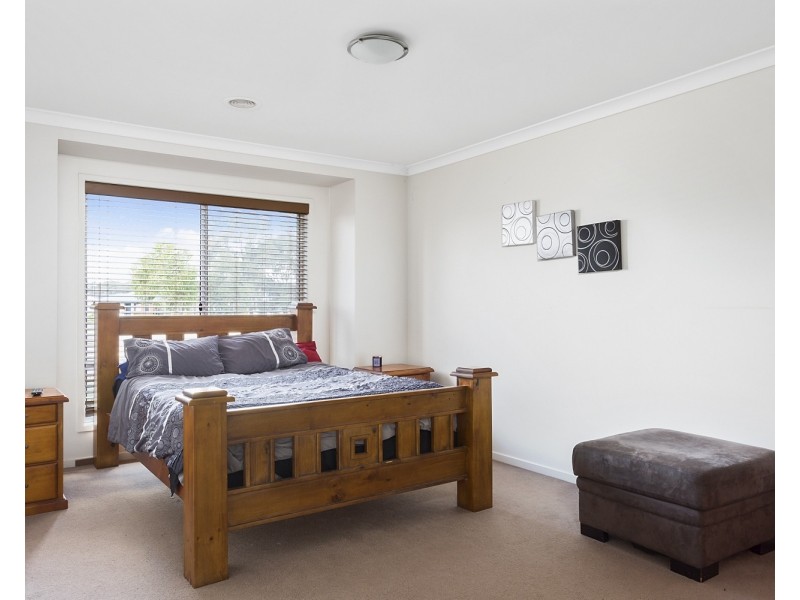1 Pamela Avenue, Jackass Flat VIC 3556