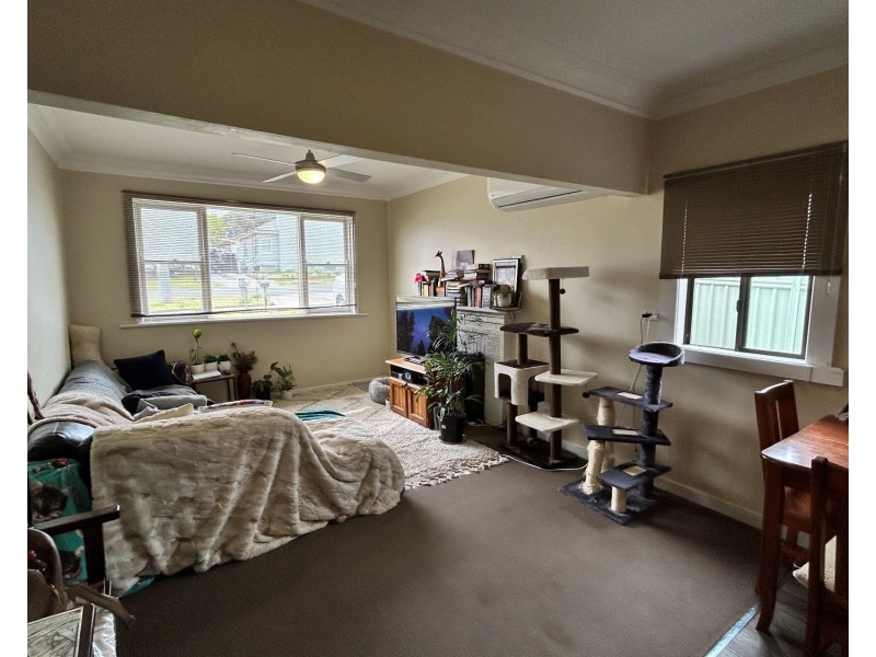 16 Burrell Street, Flora Hill VIC 3550
