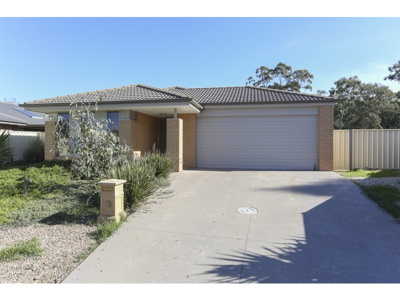 5 Lavery Court, Eaglehawk VIC 3556