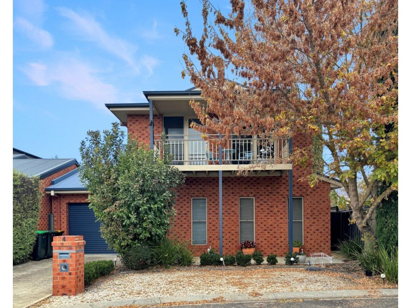 4 Wisteria Court, Flora Hill VIC 3550