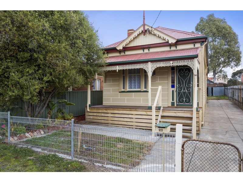 23 Arms Street, Long Gully VIC 3550