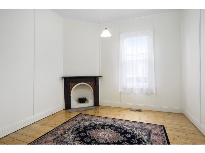 23 Arms Street, Long Gully VIC 3550