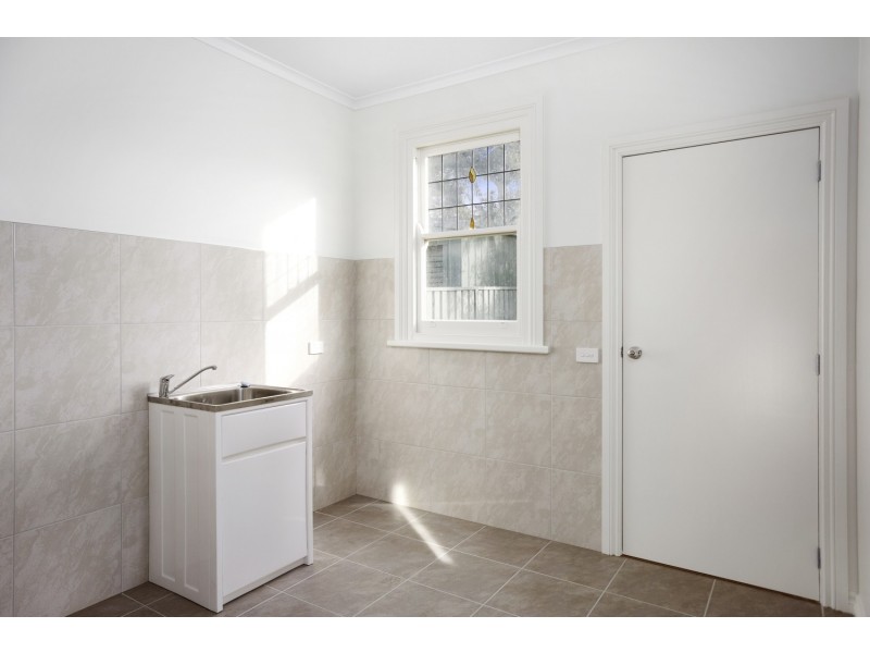 23 Arms Street, Long Gully VIC 3550