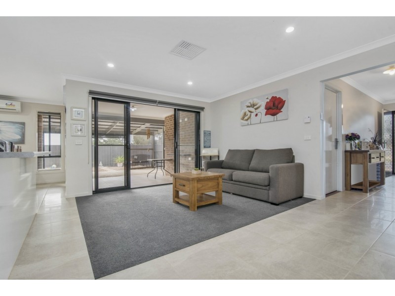 9 Oakbank Place, Marong VIC 3515