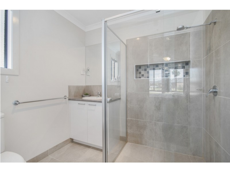 9 Oakbank Place, Marong VIC 3515