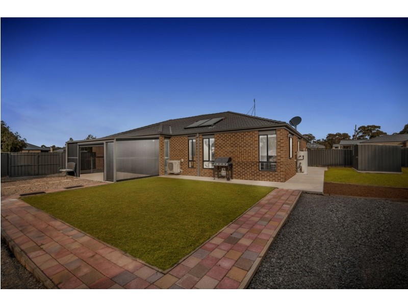 9 Oakbank Place, Marong VIC 3515