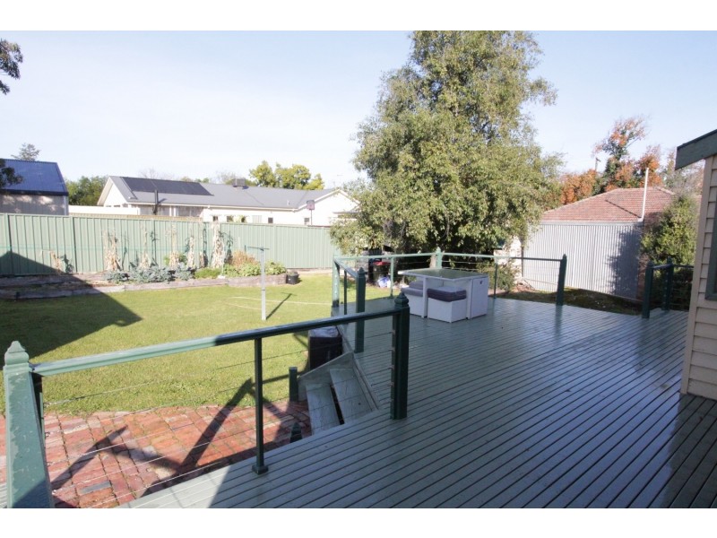 106 Mundy Street, Flora Hill VIC 3550