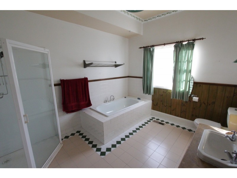 106 Mundy Street, Flora Hill VIC 3550