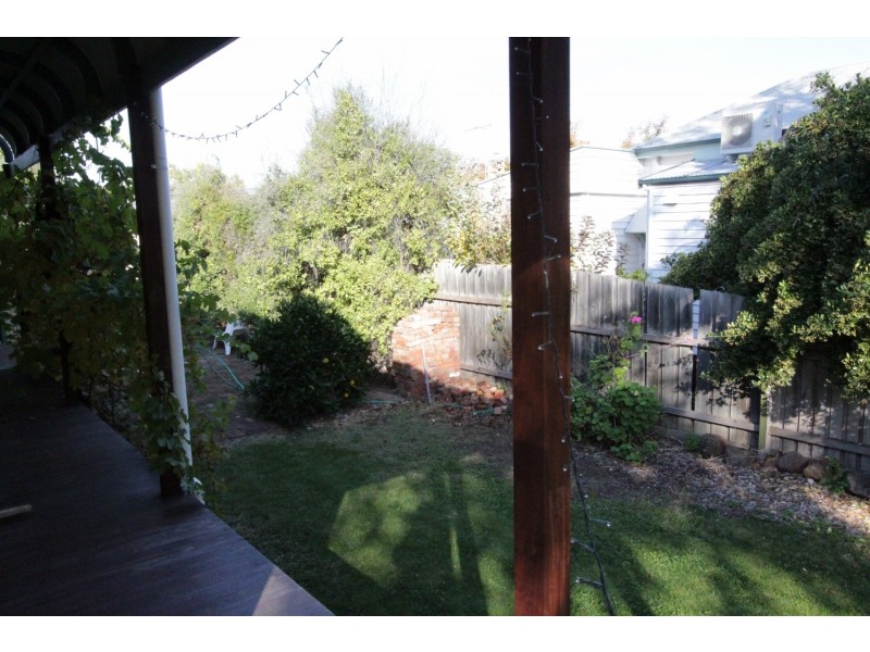 106 Mundy Street, Flora Hill VIC 3550