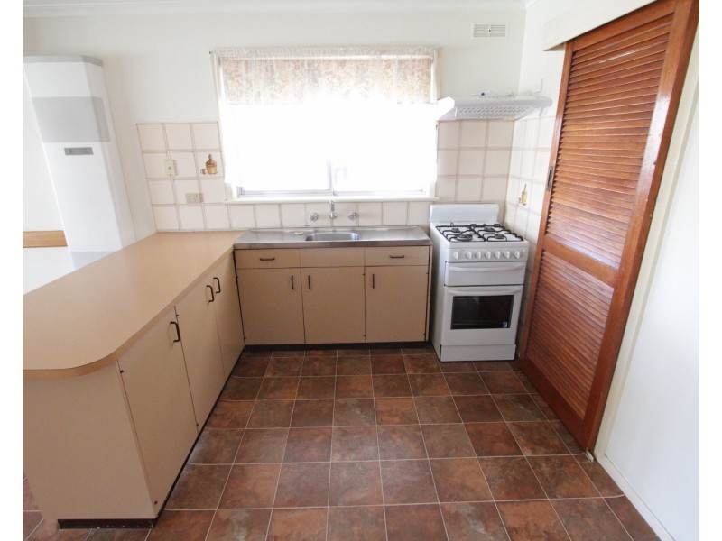 5 Brown Street, Long Gully VIC 3550