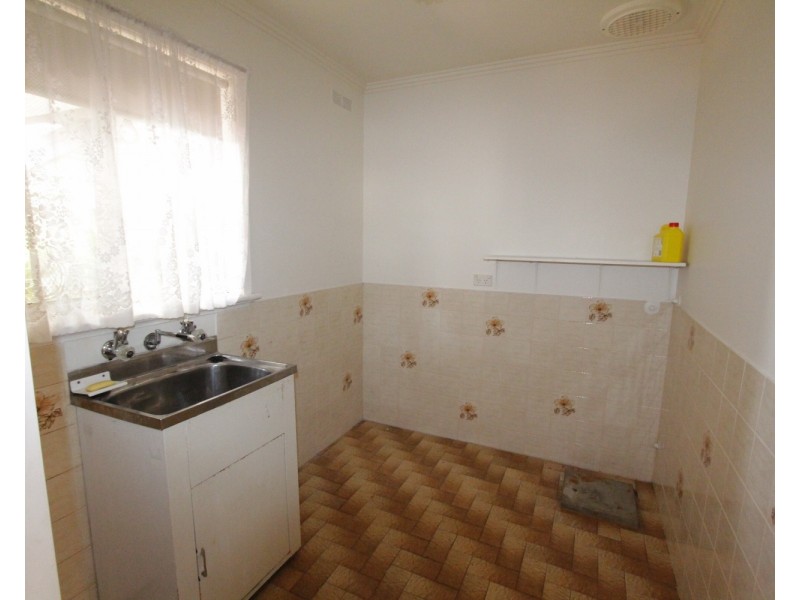 5 Brown Street, Long Gully VIC 3550