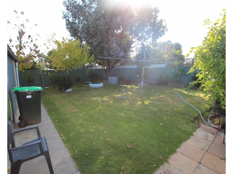 5 Brown Street, Long Gully VIC 3550