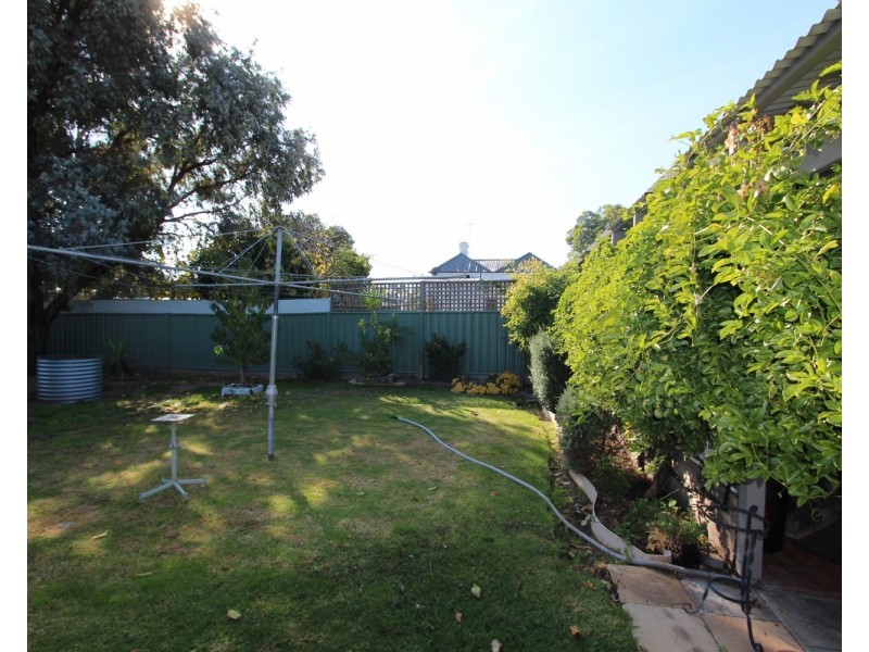 5 Brown Street, Long Gully VIC 3550