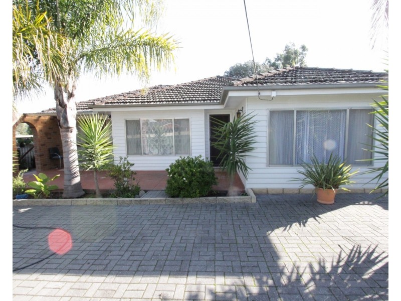 5 Brown Street, Long Gully VIC 3550