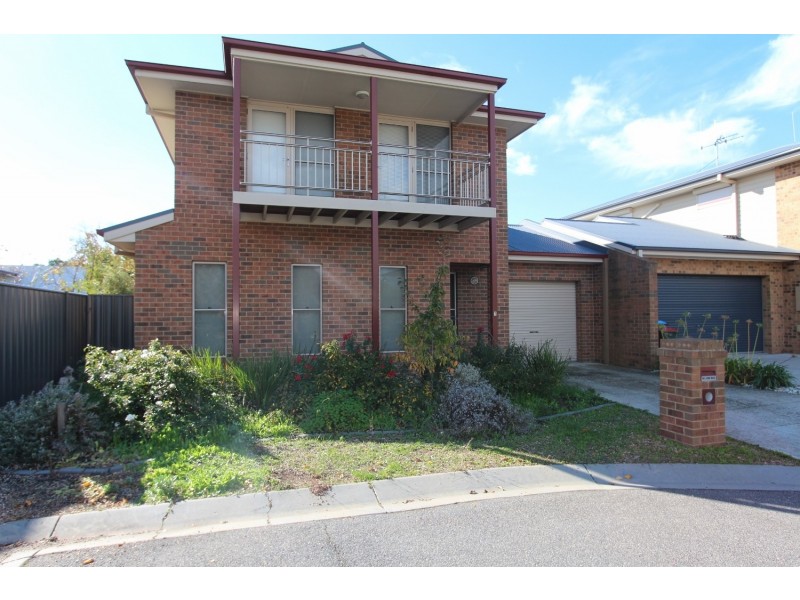 7 Wisteria Court, Flora Hill VIC 3550
