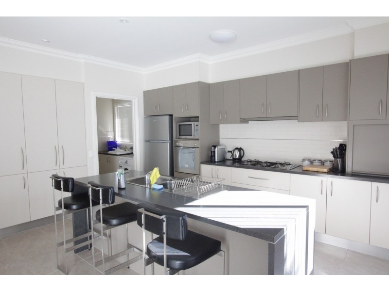 7 Wisteria Court, Flora Hill VIC 3550