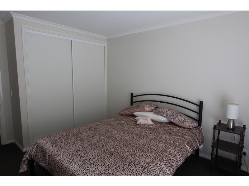 7 Wisteria Court, Flora Hill VIC 3550