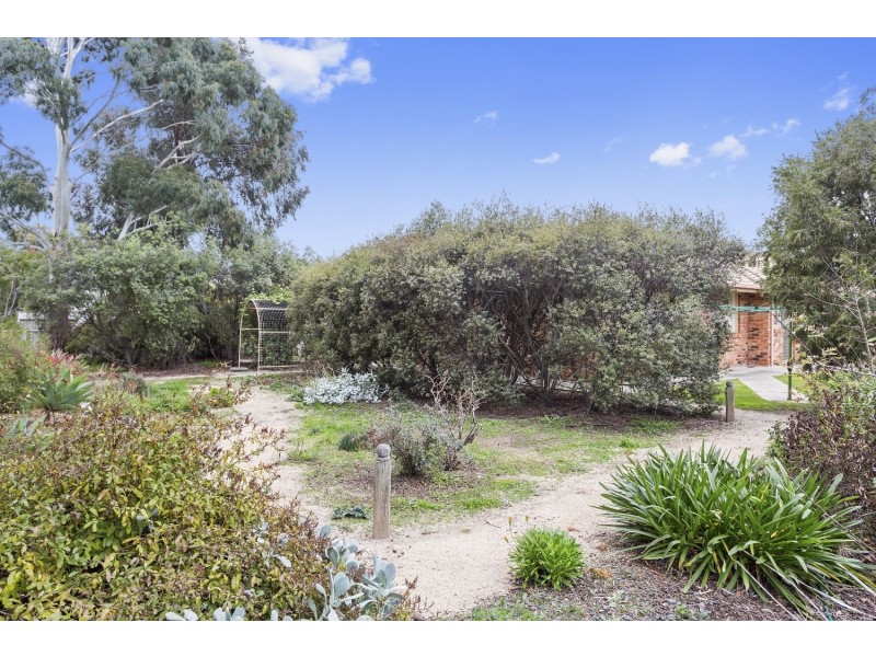 16 Pinnaroo Court, Strathdale VIC 3550