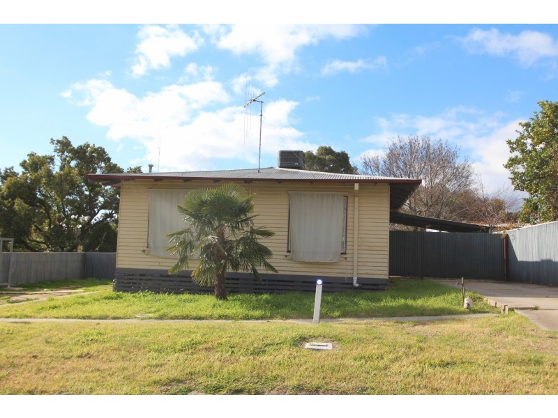 2a Cahill Street, White Hills VIC 3550